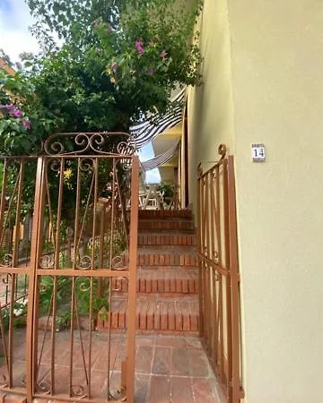 Piccola Bouganville Holiday home Gioiosa Marea