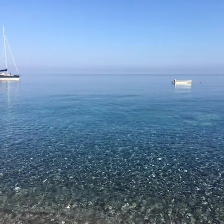Piccola Bouganville Holiday home *